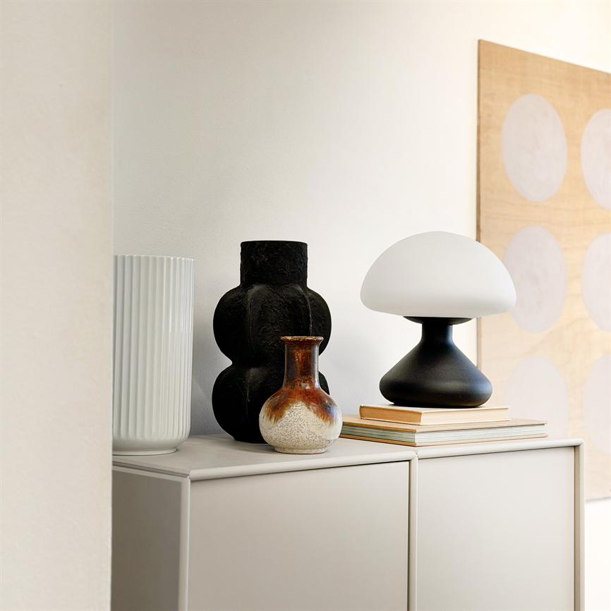 Trophy Tischlampe – Schwarz